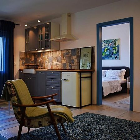 Postaja 33 Apartamento Zgornje Skofije Exterior foto