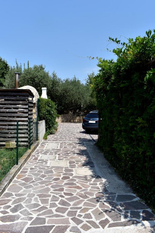 Postaja 33 Apartamento Zgornje Skofije Exterior foto
